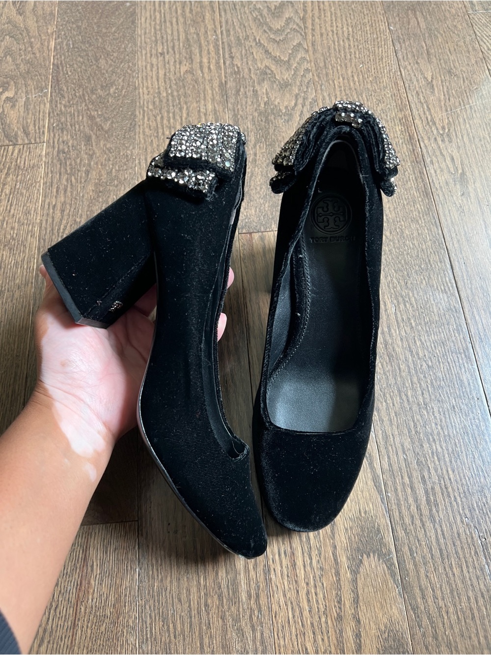 Tory Burch Josephine Black Velvet Block Heel Pumps with Crystal Bow size 6.5
